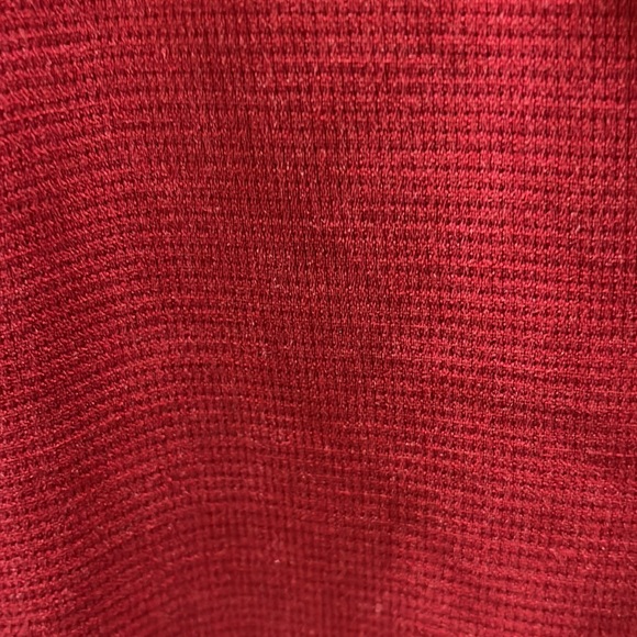 Tommy Bahama red short sleeve casual button front shirt. Size L. - Picture 4 of 5